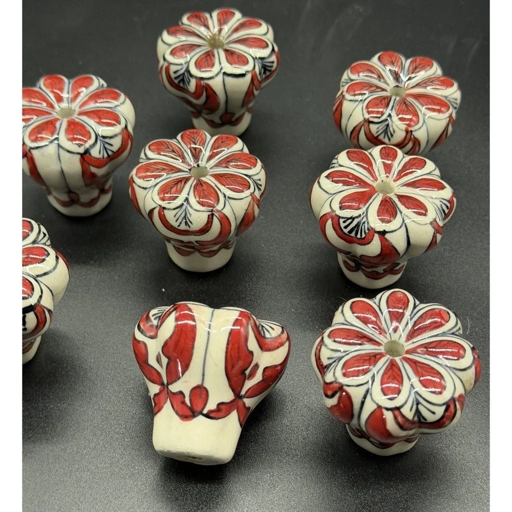 VTG Flower Shaped Ceramic Hand Painted Floral Drawer Knobs  With Bolts  Set Of 8